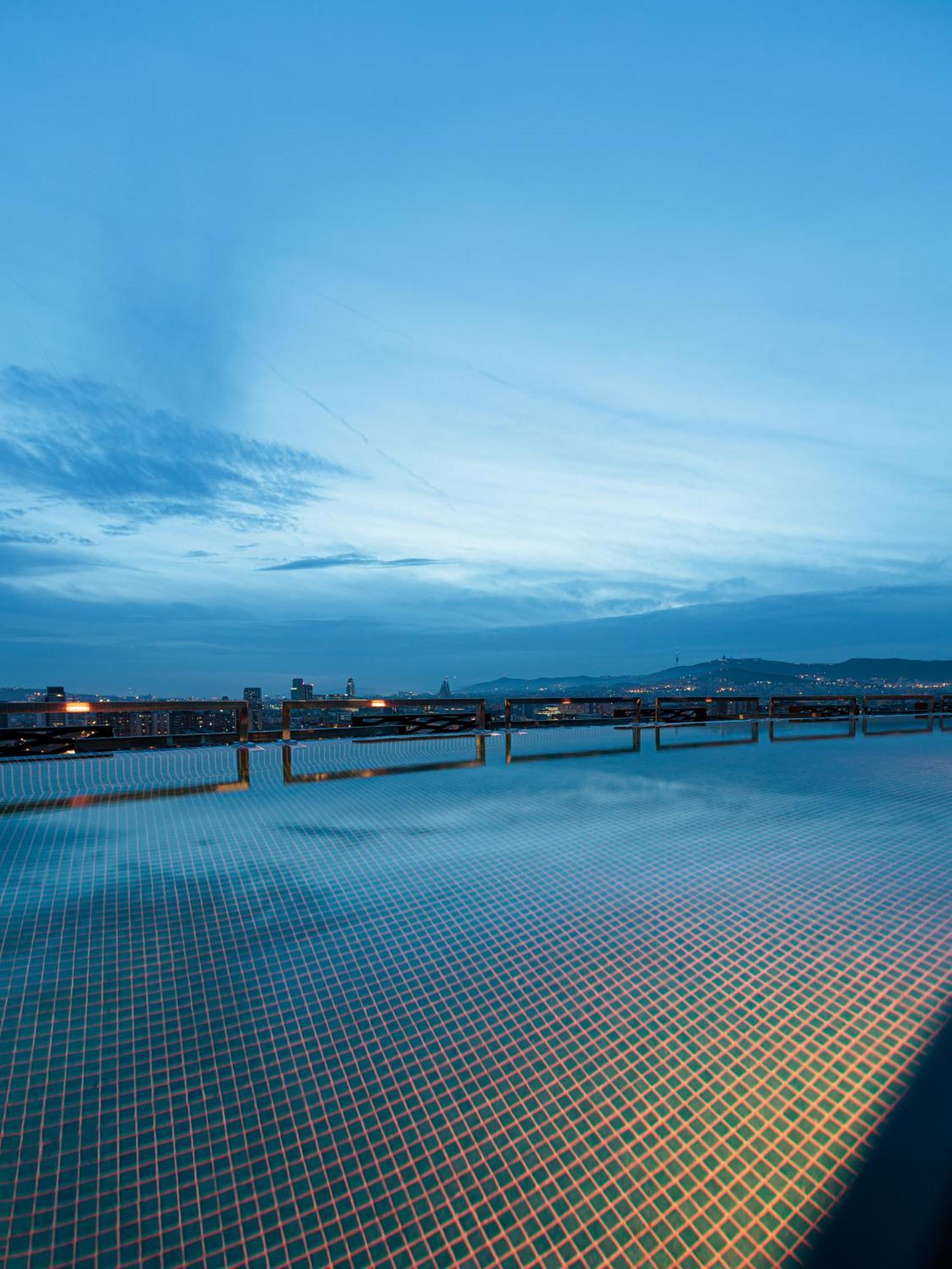 Tembo Barcelona Hotel Sant Adria de Besos Exterior foto